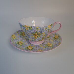 Shelley Primrose Chintz Richmond Cup & Saucer Yellow Floral Design Vintage